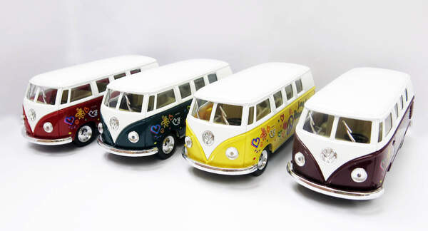 Модель автобус VOLKSWAGEN (1962) 5'' KT5060FW метал.інерц.відкр.дв.4кол.кор./96/ (шт.)